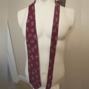David Lawrence 100% Silk Burgundy Tie with Gray Graphic Print